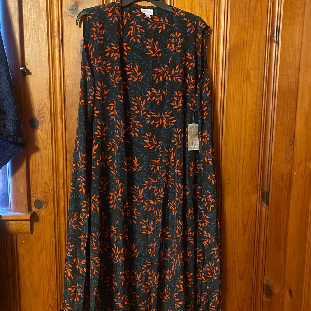 LuLaRoe‎ Black and Orange Long Kimono